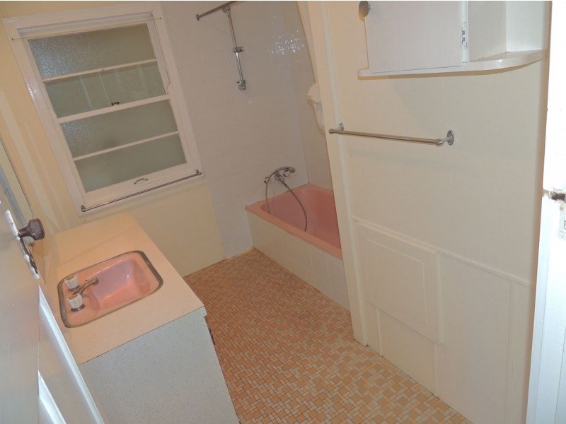 20 Leonard Street, South Gladstone QLD 4680