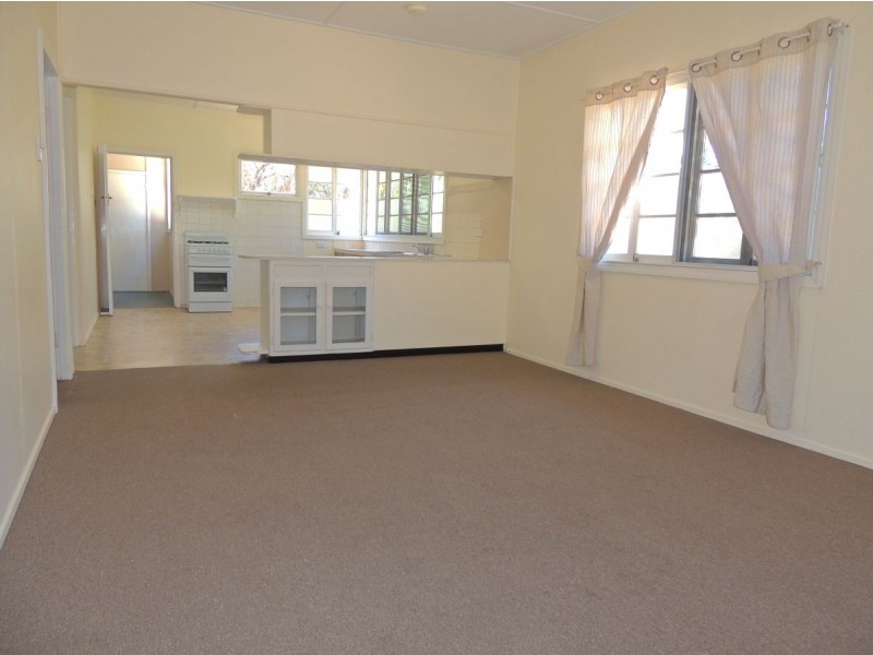 20 Leonard Street, South Gladstone QLD 4680