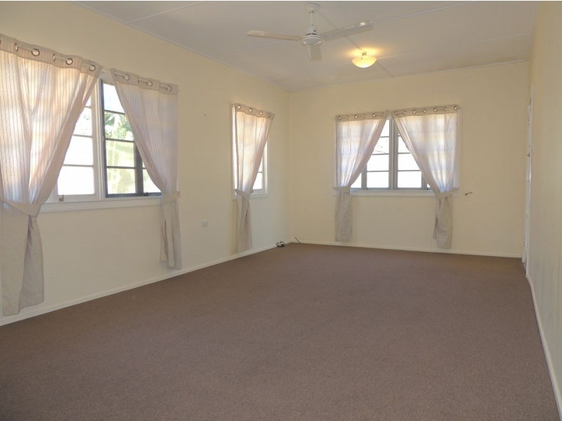 20 Leonard Street, South Gladstone QLD 4680