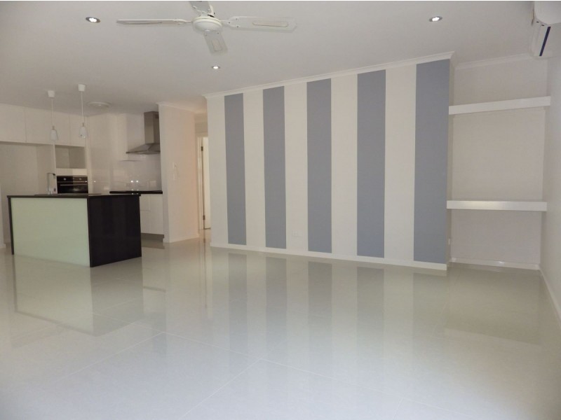 28b Flounder Crescent, Toolooa QLD 4680