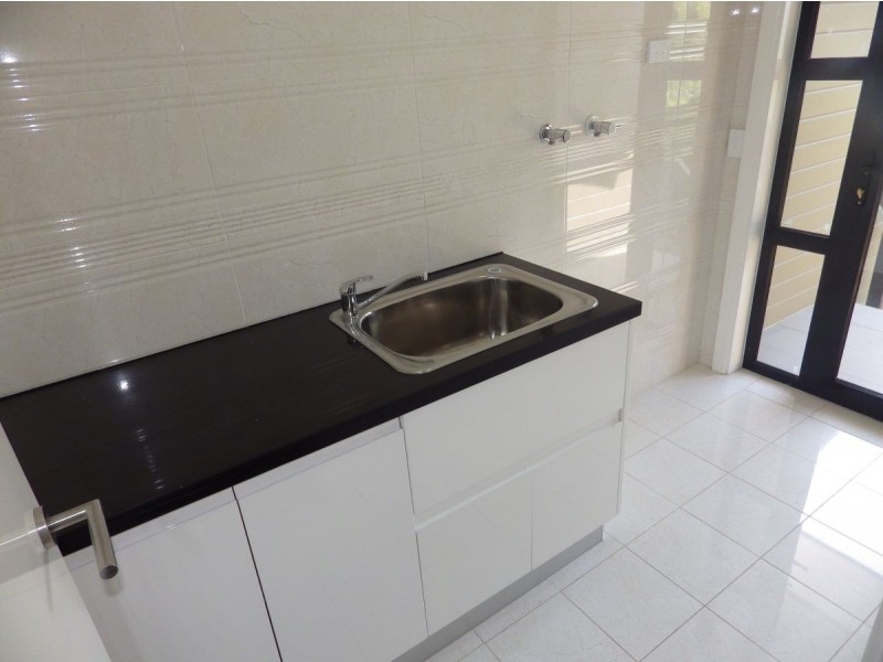 28b Flounder Crescent, Toolooa QLD 4680