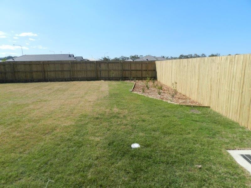 24 Shearwater Drive, Glen Eden QLD 4680