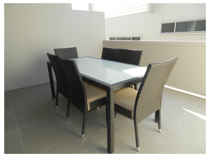 12/100 Glenlyon Street, Gladstone QLD 4680