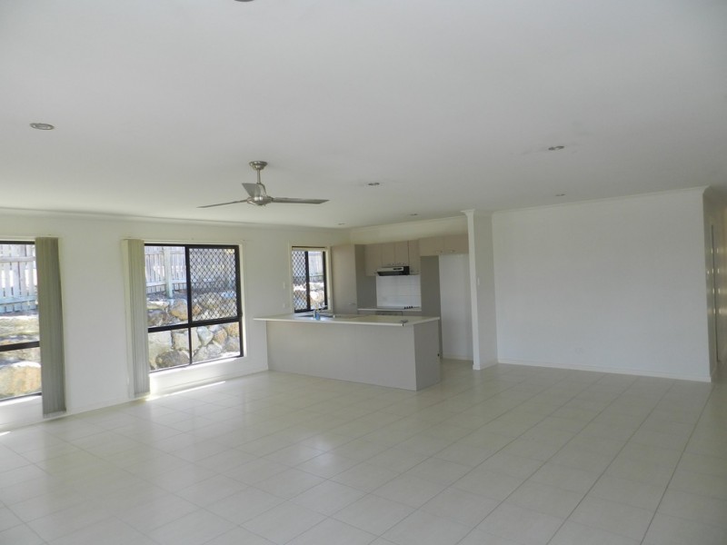 74 Victoria Avenue, Glen Eden QLD 4680