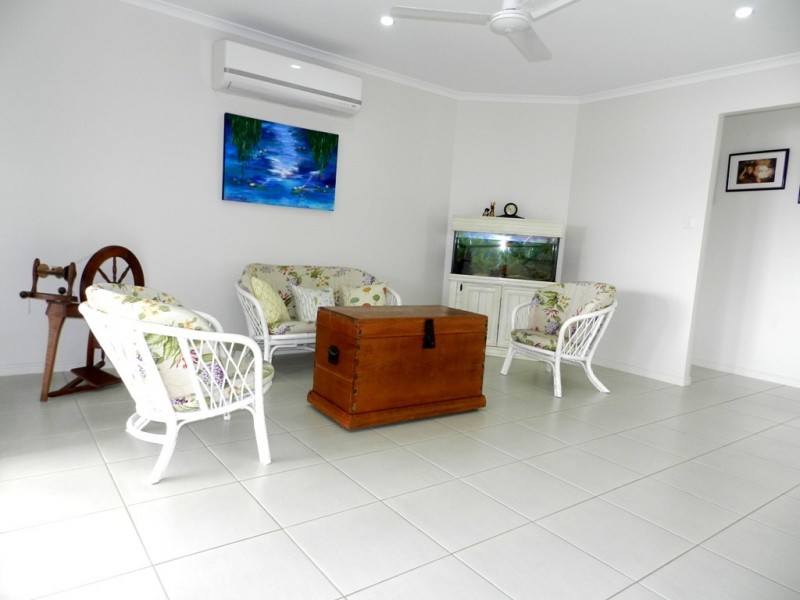 12 Cradle Drive, New Auckland QLD 4680