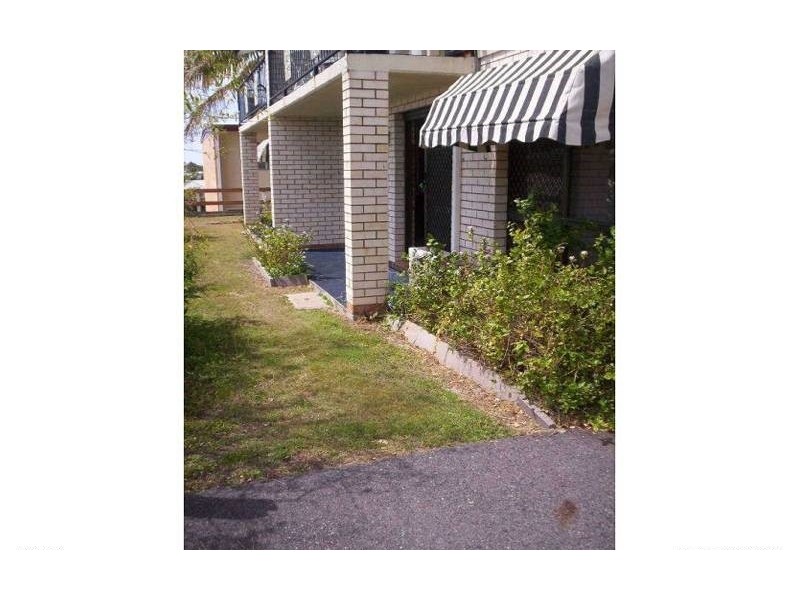 1/16 Kent Street, West Gladstone QLD 4680