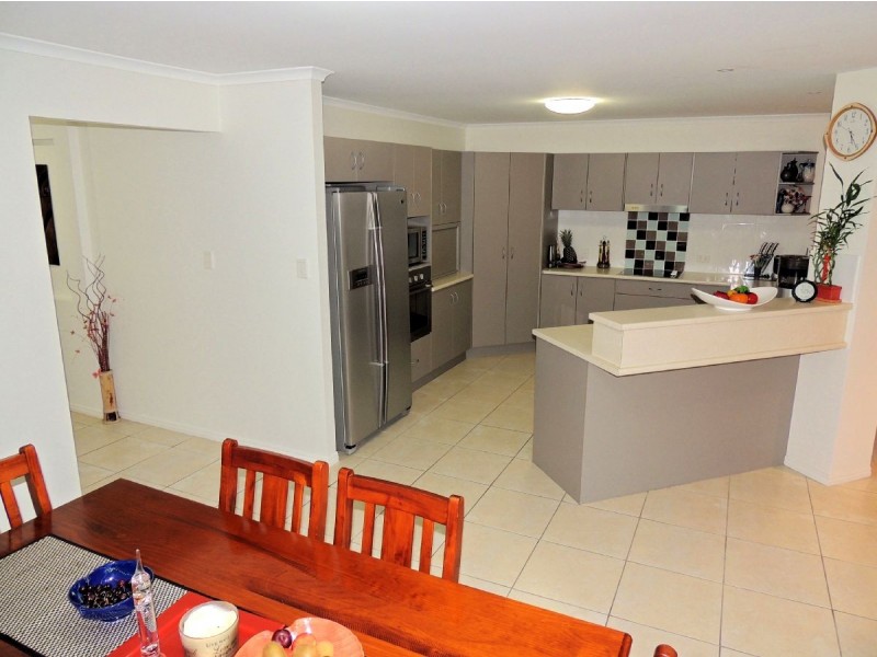 36 Reinaerhoff Cres, Glen Eden QLD 4680