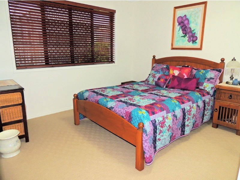36 Reinaerhoff Cres, Glen Eden QLD 4680