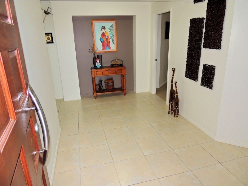36 Reinaerhoff Cres, Glen Eden QLD 4680