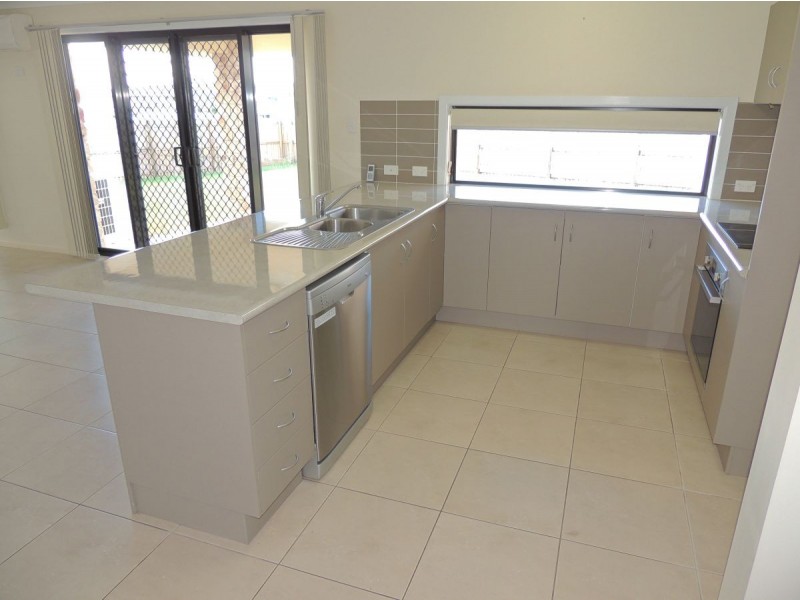 34 Beatle Parade, Calliope QLD 4680
