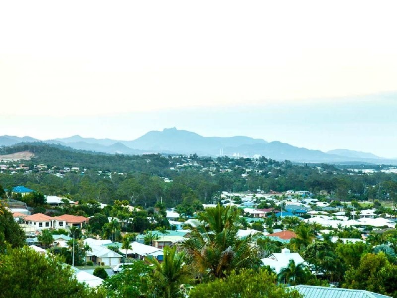 14a Fawley Close, Telina QLD 4680