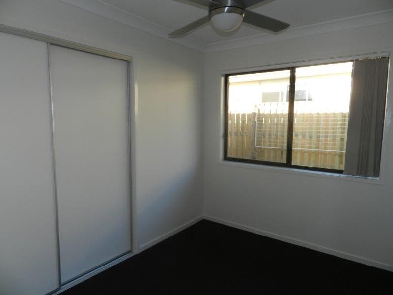 18 Florey Place, Kirkwood QLD 4680