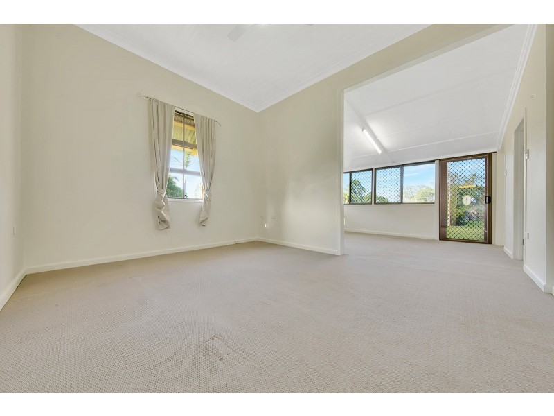 48 Koorawatha Drive, Bororen QLD 4678