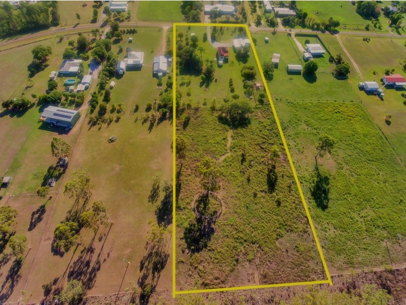 48 Koorawatha Drive, Bororen QLD 4678