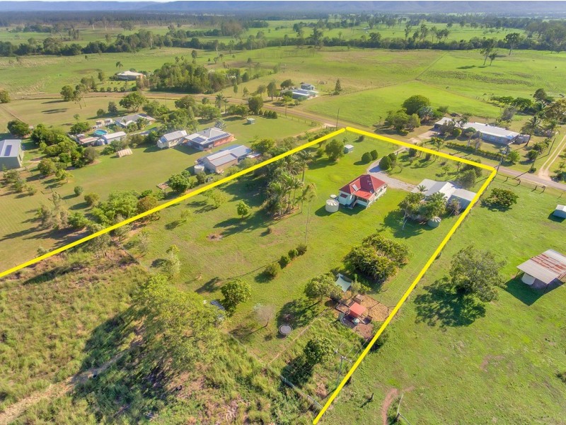 48 Koorawatha Drive, Bororen QLD 4678