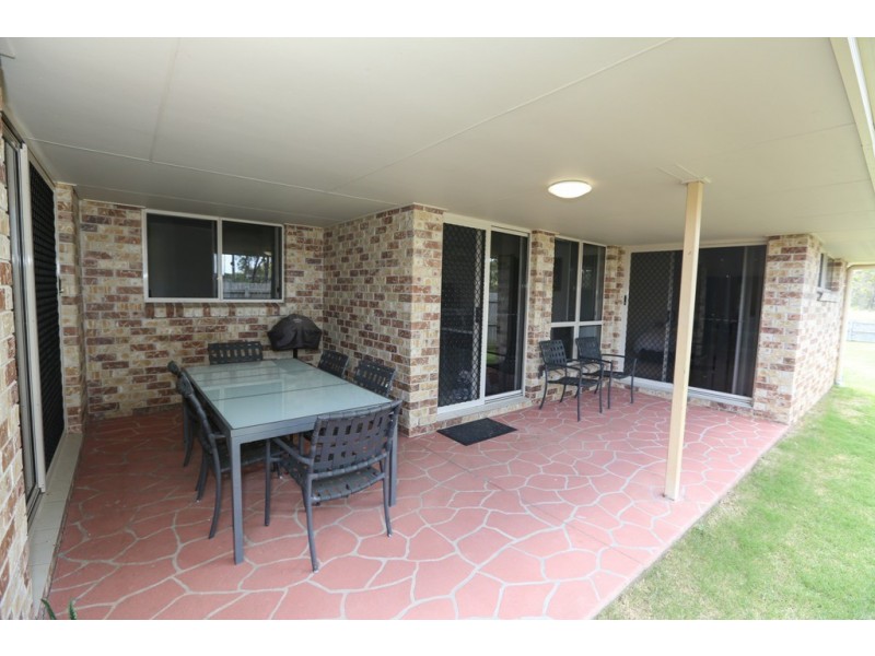 16 Reinaerhoff Crescent, Glen Eden QLD 4680