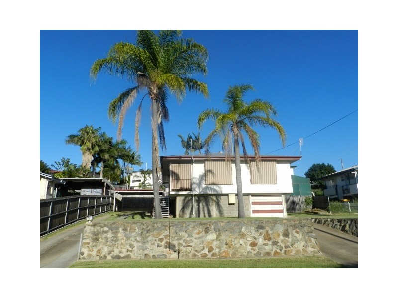 8 Wilkins Street, West Gladstone QLD 4680