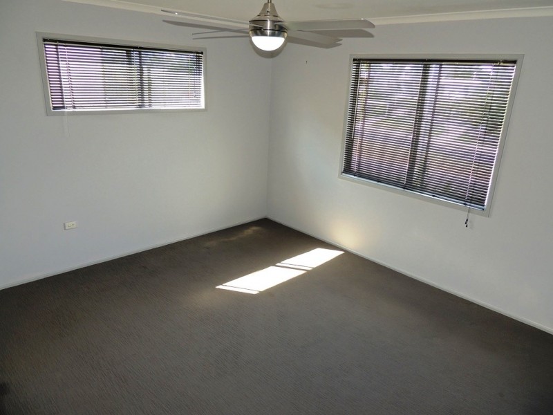 155 Philip Street, West Gladstone QLD 4680