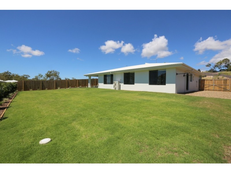 37 Fitzroy Avenue, Clinton QLD 4680
