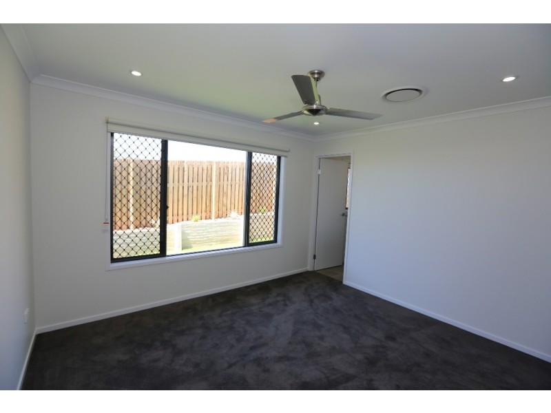 37 Fitzroy Avenue, Clinton QLD 4680