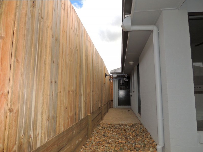12 Seagull Boulevard, New Auckland QLD 4680