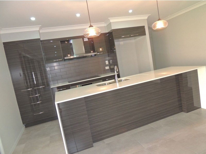 6 Cressbrook Street, Clinton QLD 4680