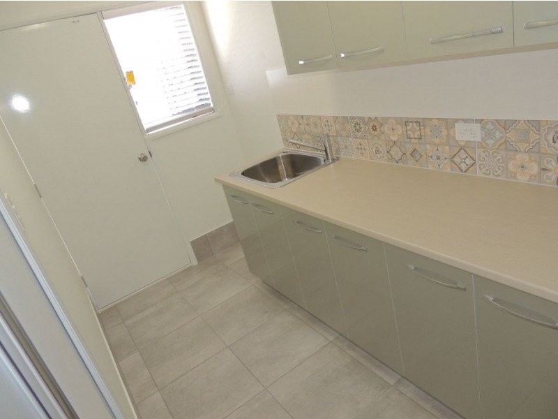 6 Cressbrook Street, Clinton QLD 4680