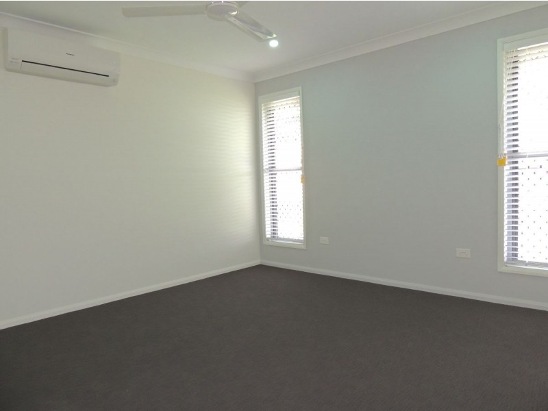 6 Cressbrook Street, Clinton QLD 4680
