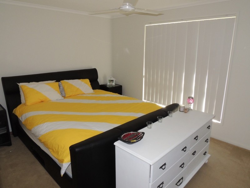 14 Bridgeman Place, New Auckland QLD 4680