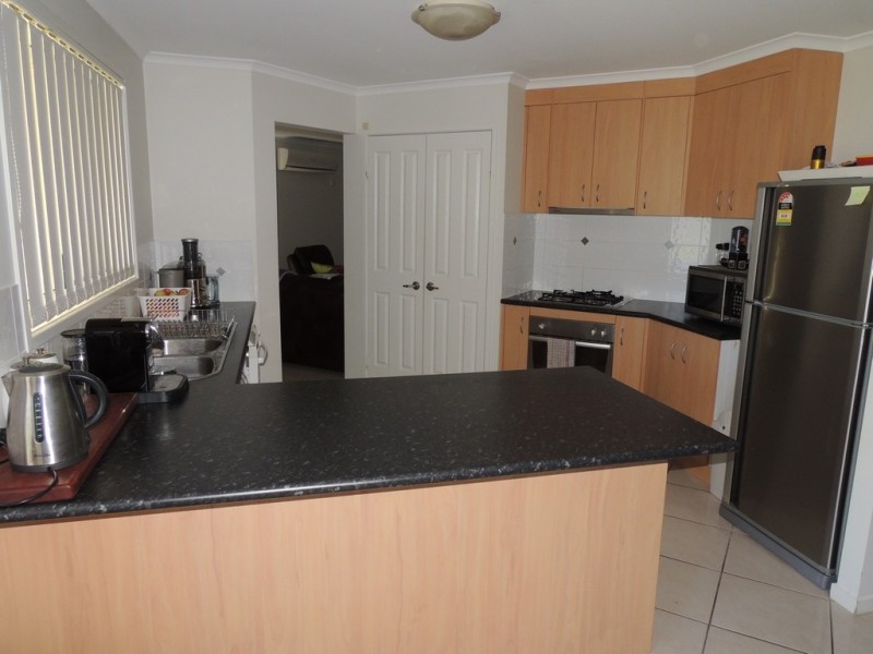 14 Bridgeman Place, New Auckland QLD 4680