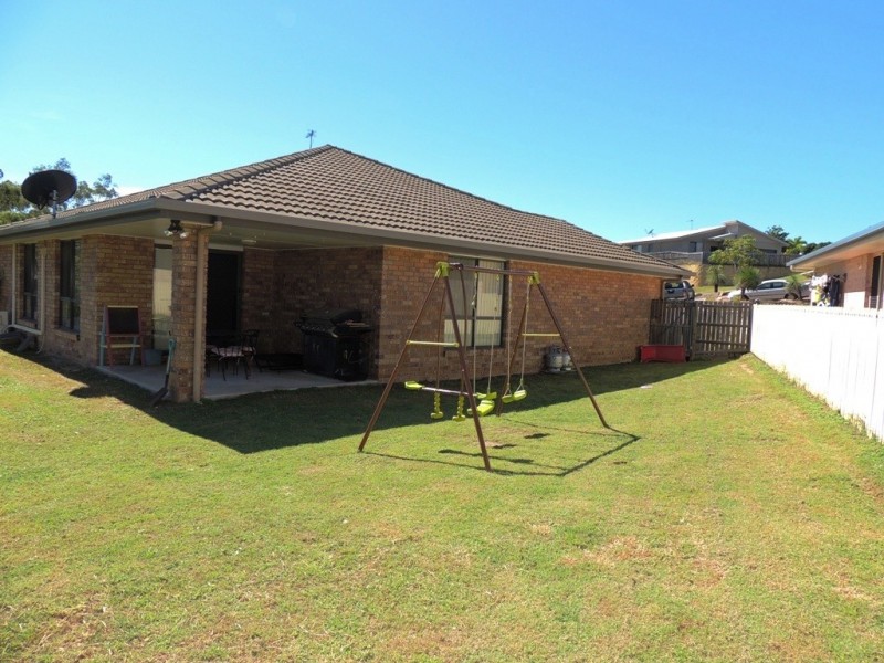 5 Hillview Place, New Auckland QLD 4680
