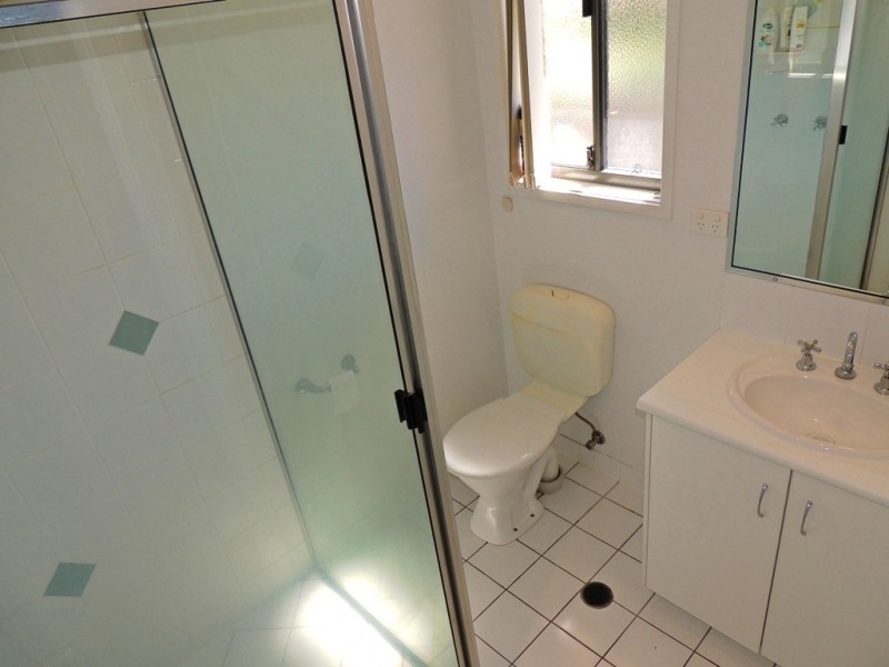 5 Hillview Place, New Auckland QLD 4680