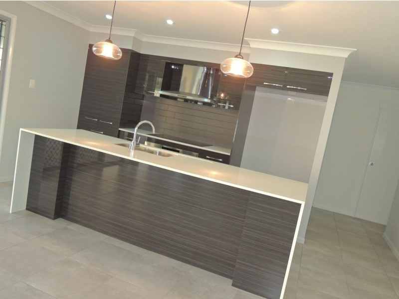 6 Cressbrook Street, Clinton QLD 4680