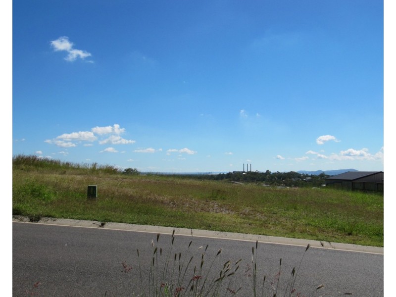 7 Eucalyptus Place, Kirkwood QLD 4680