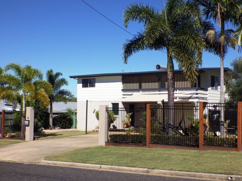 19 Salgado Street, Boyne Island QLD 4680