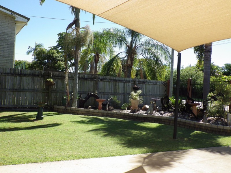 19 Salgado Street, Boyne Island QLD 4680