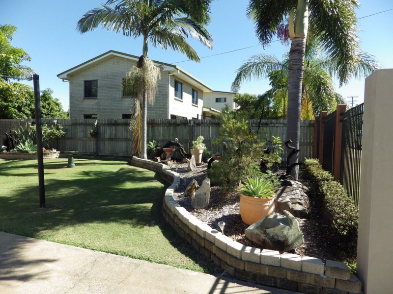 19 Salgado Street, Boyne Island QLD 4680