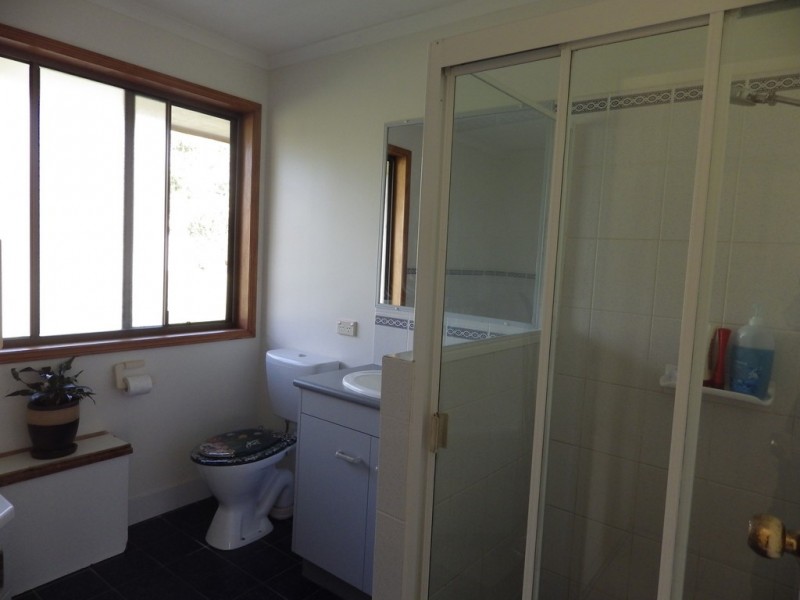 85 Scotts Road, Bororen QLD 4678