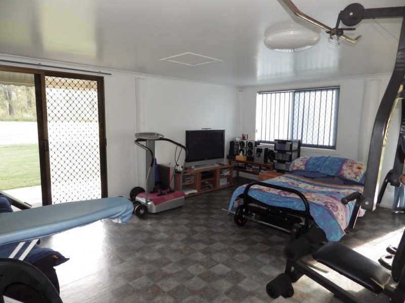 85 Scotts Road, Bororen QLD 4678