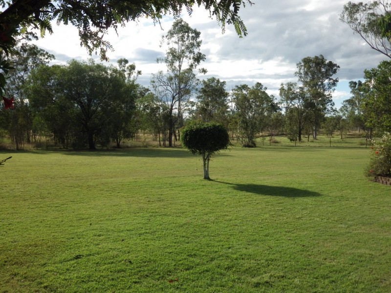 85 Scotts Road, Bororen QLD 4678
