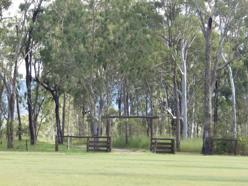 85 Scotts Road, Bororen QLD 4678
