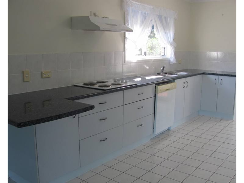 51 Tarcoola Drive, Boyne Island QLD 4680