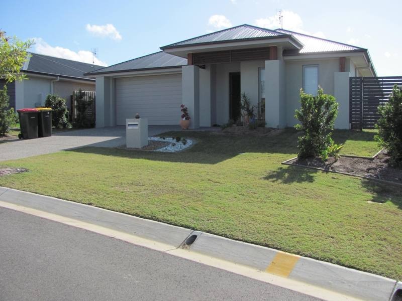 13 Kurwongbah Street, Boyne Island QLD 4680