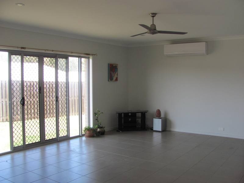 13 Kurwongbah Street, Boyne Island QLD 4680