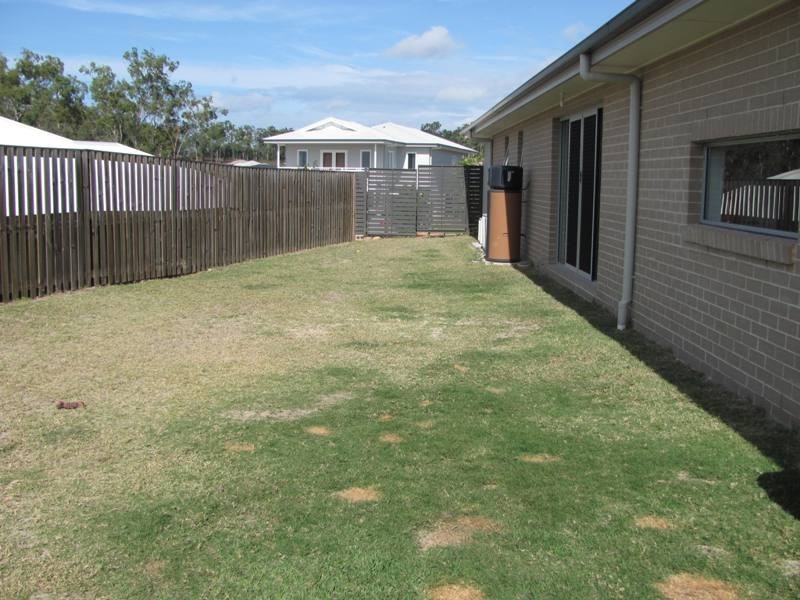 13 Kurwongbah Street, Boyne Island QLD 4680