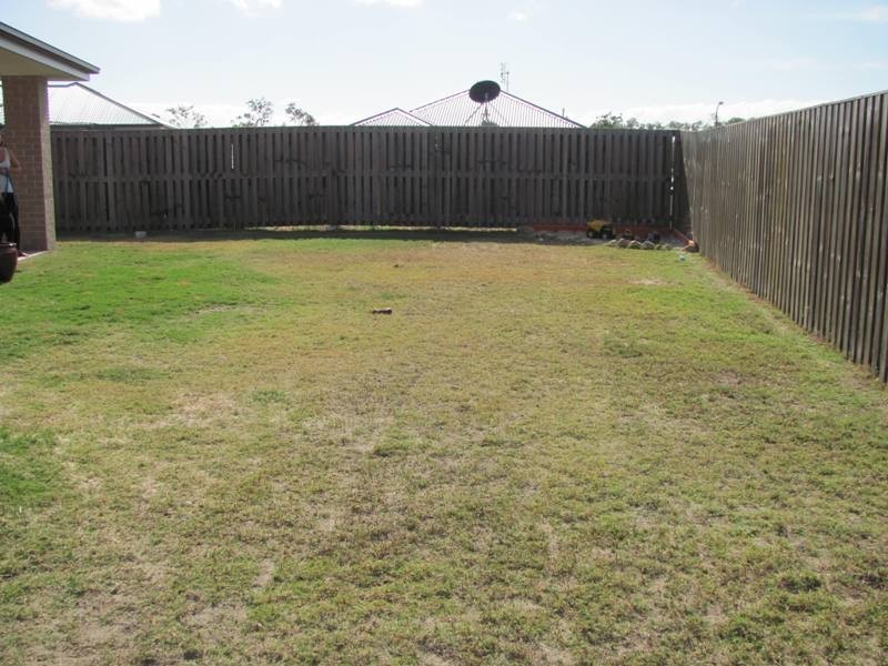 13 Kurwongbah Street, Boyne Island QLD 4680