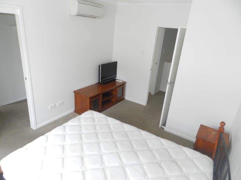 14/5-9 View Street, West Gladstone QLD 4680