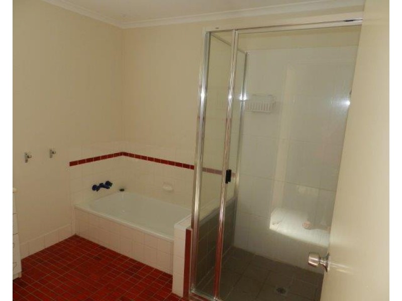 14 Venus Street, Telina QLD 4680