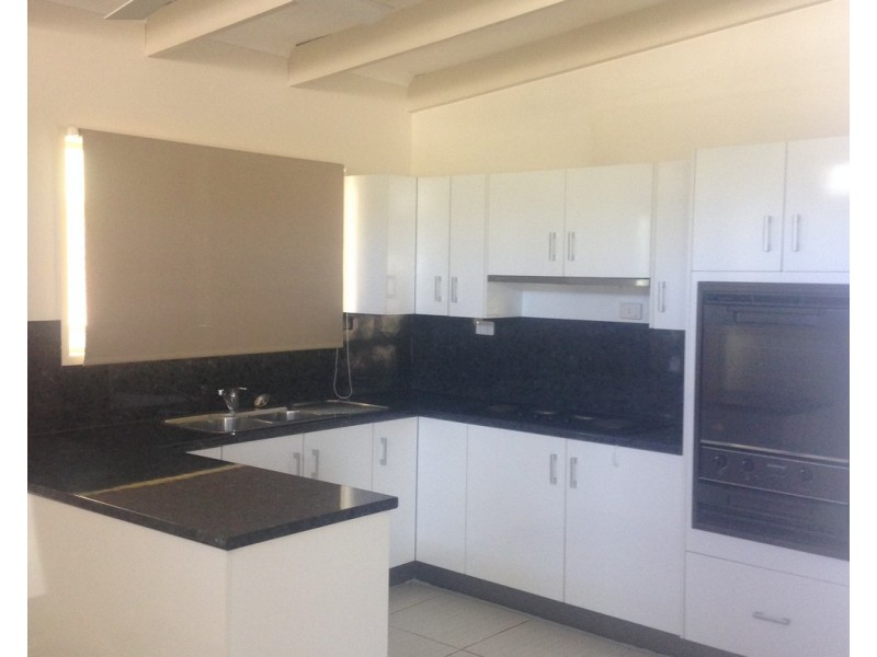 14 Venus Street, Telina QLD 4680