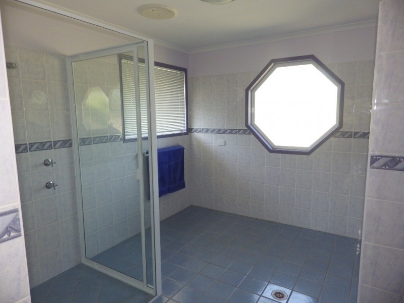 Bororen QLD 4678